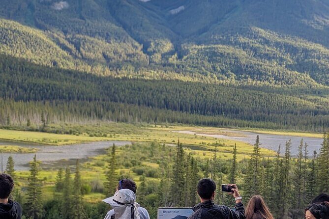 1 Day of Banff Viewpoints Lakes Bow Valley in Private Custom Tour - Castle Mountain Views: Tito’s Castle and Morant’s Curve