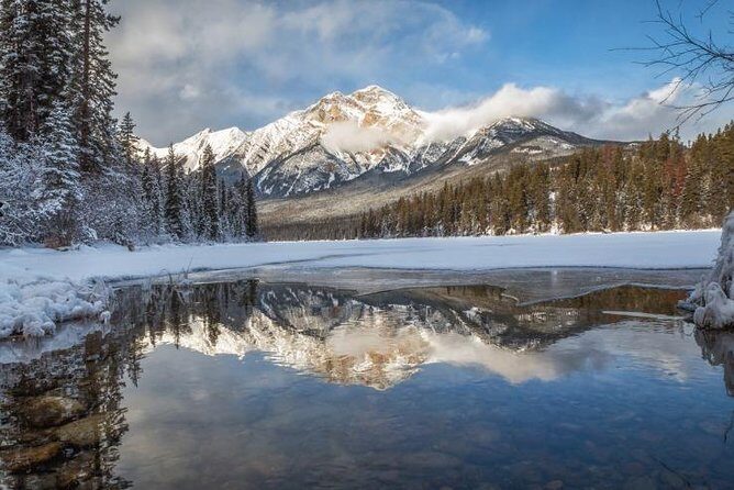 3-Day Authentic Jasper National Park Packaged Tour - Day 1: Calgary → Banff icons → Icefields Parkway → Jasper