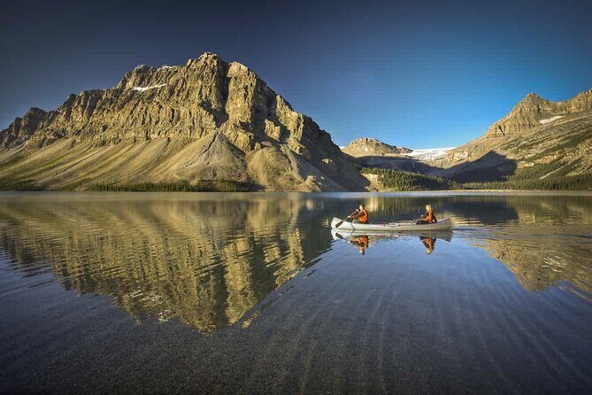 4-Day Authentic Jasper and Columbia Icefield Tour Package - Day 2: Banff to Jasper via Lake Louise, Moraine Lake, Bow Lake and the Icefields Parkway