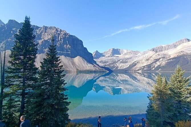 5-Day Banff Self-Guided package with Moraine & Lake Louise Tour - How the Group Size Changes Your Experience