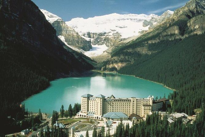 5-Day Canadian Rockies: 1 Night Fairmont Banff Springs - Day 4 in Jasper: Medicine Lake, Maligne Canyon, and Maligne Lake choices