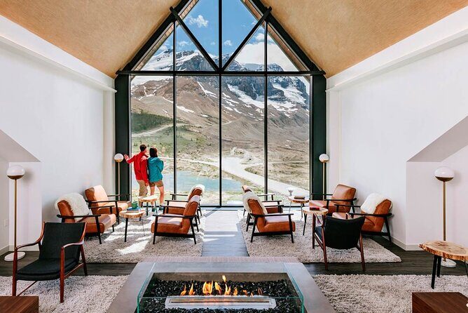 5 Day Rockies Mountains and Glaciers Tour, Icefield Parkway Hotel - Getting Set Up in Calgary: Pickup, Group Size, and Timing