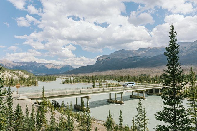 Alberta Transfer: Banff, Jasper, Lake Louise, Calgary - Calgary to the Rockies: what you’re really buying