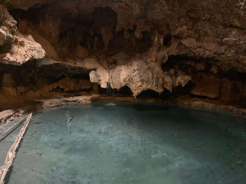 Banff: Gondola Cave Basin, Johnston Canyon & Lake Minnewanka - Timing, group comfort, and why the guide matters