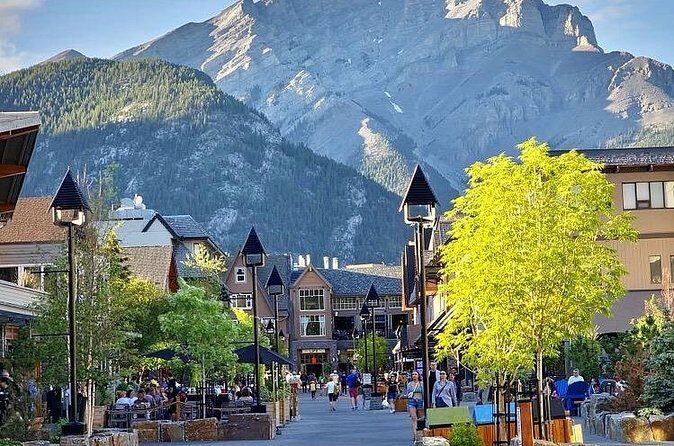 Banff Gondola Hot Springs Bow Falls and Three Lakes tour - The Banff sign stop: a classic, quick win