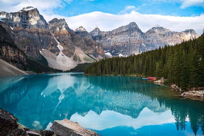 Banff Lake Louise Moraine & Emerald Lake Tour - Key highlights that make this day tour work