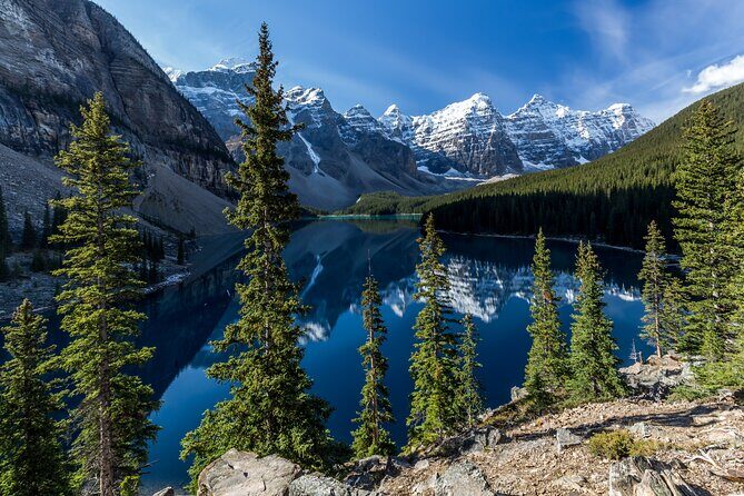Banff Yoho Parks | Lake Louise | Moraine | Emerald - Private Tour - Lake Louise: A Self-Guided 75 Minutes at a UNESCO World Heritage Classic