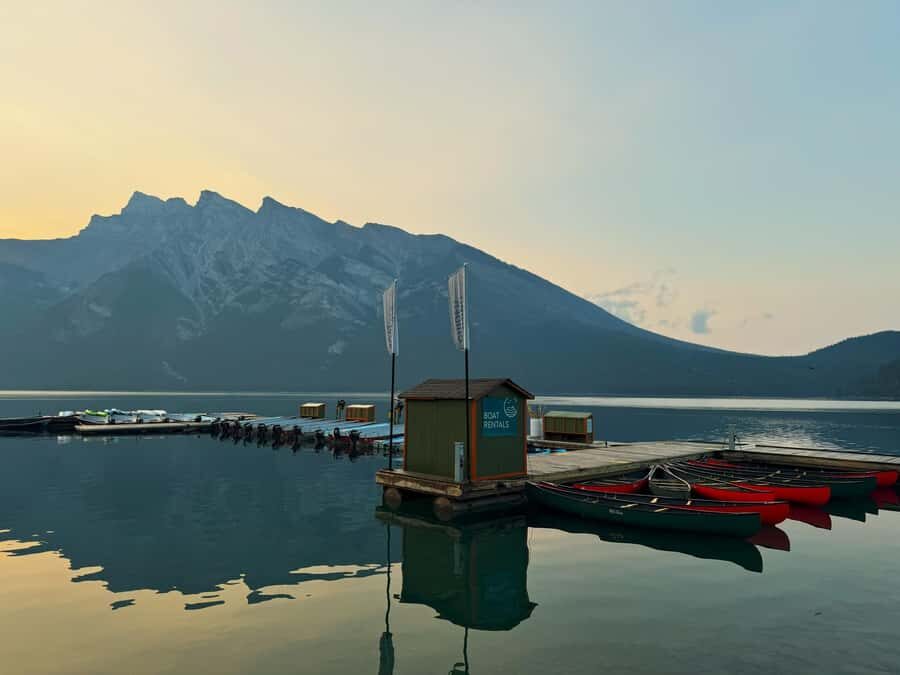 Calgary/Banff: Lake Louise, Moraine & Johnston Canyon Trip - Price and Value: What $51 Buys (and What It Doesn’t)