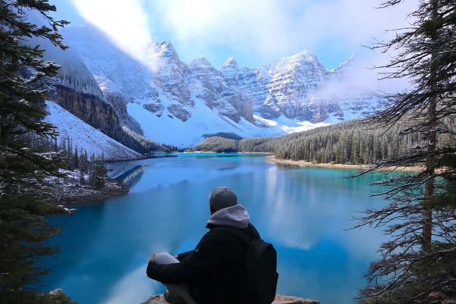 Calgary/Canmore: Banff National Park & Lake Louise Day Trip - Moraine Lake vs Lake Louise: how the summer and winter itineraries swap the big hitters