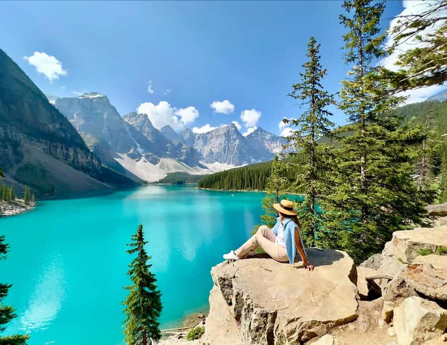 Calgary/Canmore: Banff National Park & Lake Louise Day Trip - Practical packing for a 10-hour Rockies day