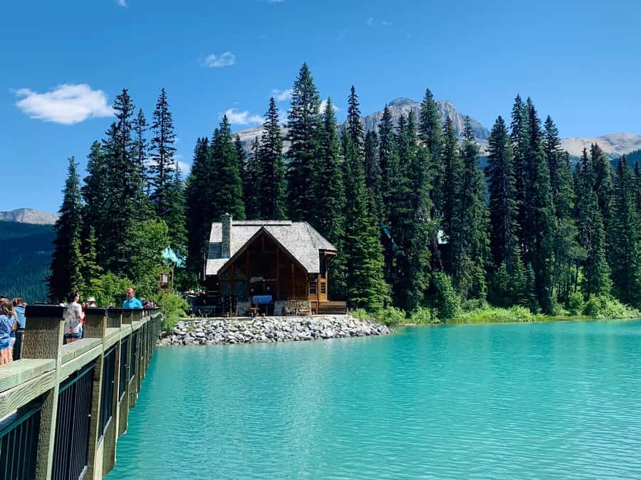 Calgary: Lake Louise, Moraine Lake, & Emerald Lake Tour - The Flow of the Day: How Much Time You Really Get