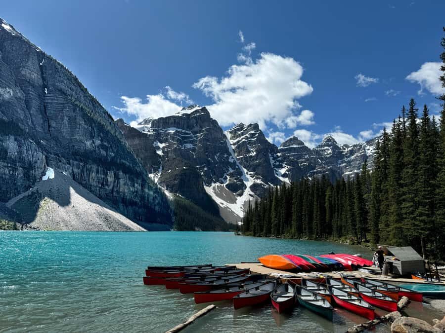 Calgary: Lake Louise, Moraine Lake, & Emerald Lake Tour - Banff Town Choice and the Bow Falls Backup Stop
