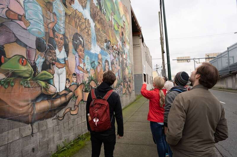 Calgary: Street Art & Craft Beer Walking Tour w/ Tastings - Where you start and how the 3-hour walk actually feels
