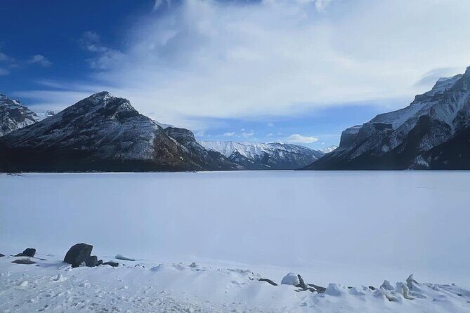 Columbia Icefield, Crowfoot Glacier and Bow ,Peyto Lake Tour - Peyto Lake trail: quick walk, big payoff, plan for footing