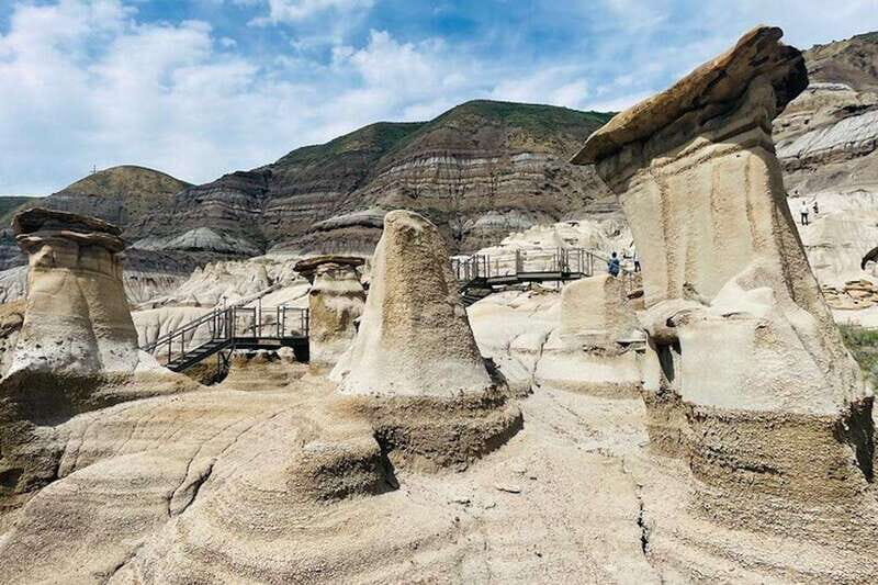 Day of Dinosaurs and Hoodoos From Calgary to the Badlands - Last Chance Saloon, the Little Church, and the World’s Largest Dinosaur