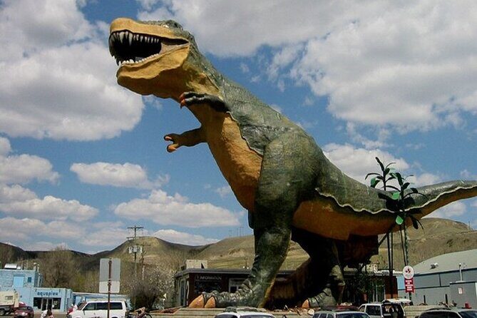 Drumheller Dinosaur Valley & Horseshoe Canyon Adventure Day Tour - Drumheller Visitor Information Centre: The Practical Wrap-Up