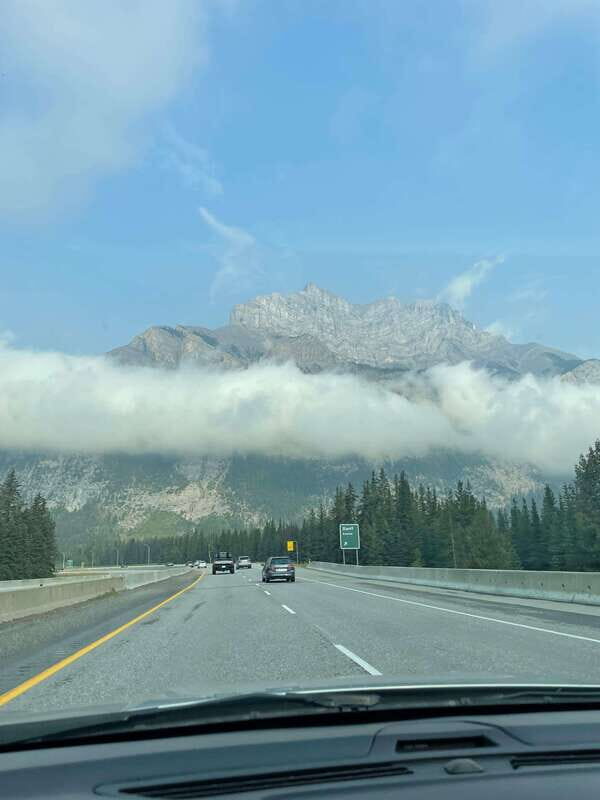 From Calgary: Banff, Moraine Lake and Lake Louise Tour - Should you book it?