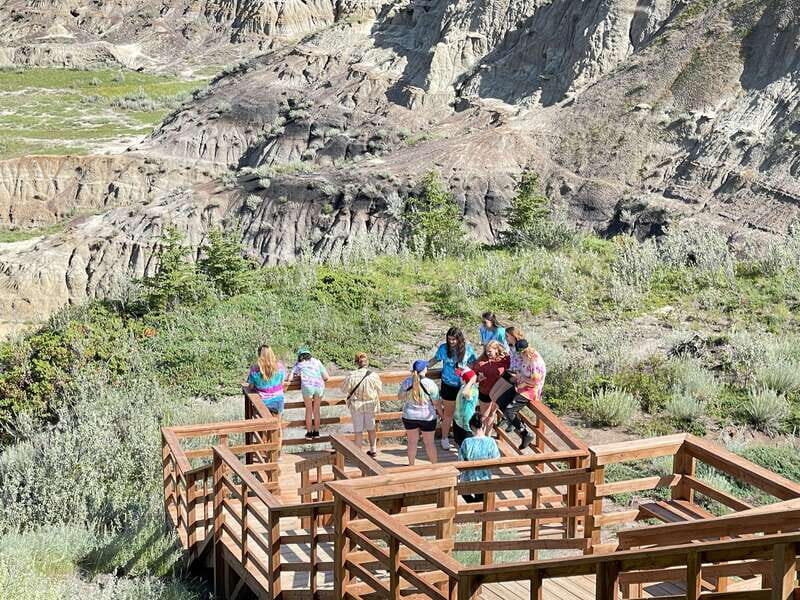 From Calgary: Canadian Badlands Private Geological Tour - Royal Tyrrell Museum: paleontology done at world-class scale