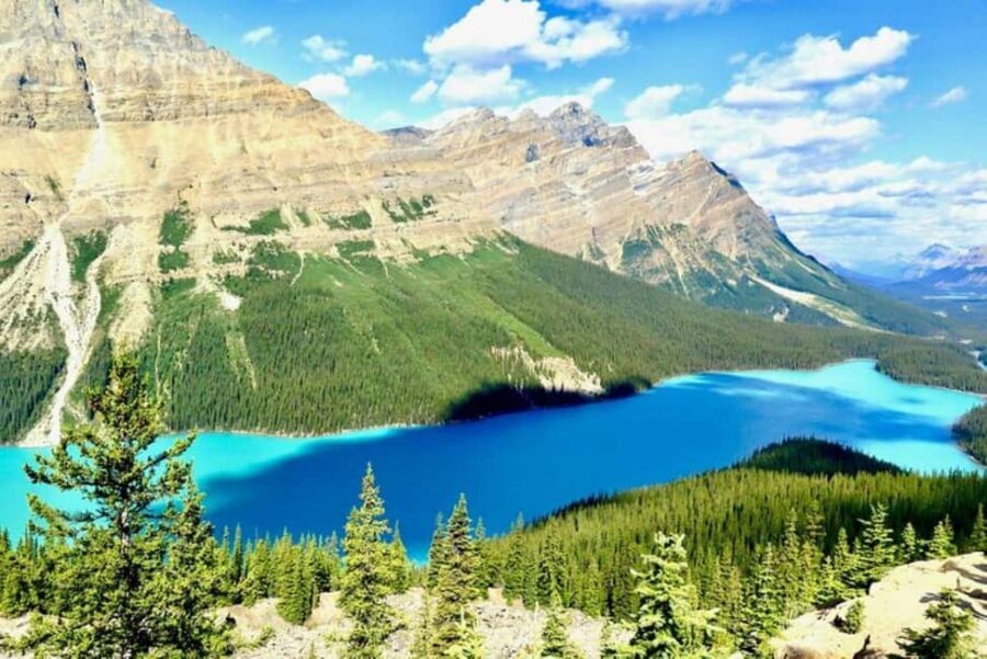 From Calgary: Explore 4 Stunning Lakes in Banff & Yoho - Entering Banff and Yoho from Calgary: Pickup, Timing, and Group Size