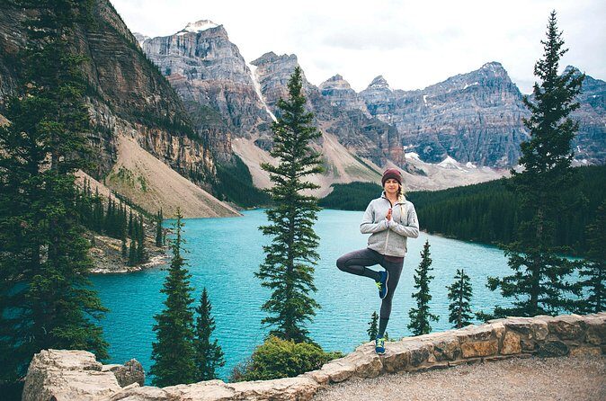 From Calgary Explore Moraine Lake Lake Louise and end in Banff - Price and value: what you’re really paying for