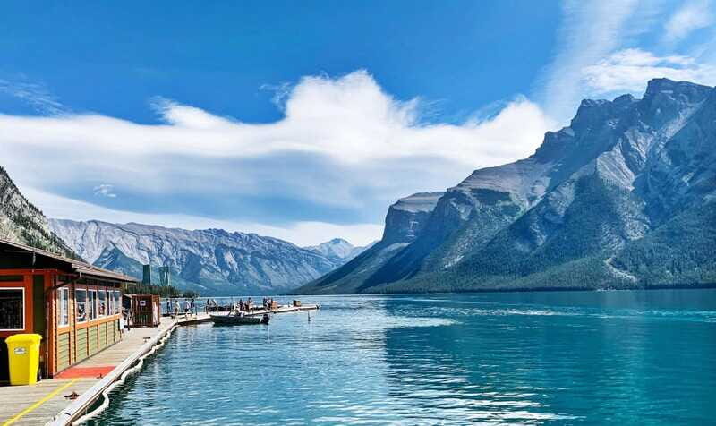 From Calgary: Private Lake Louise and Banff Day Trip - Bow Falls and Surprise Corner: quick stops with big rewards