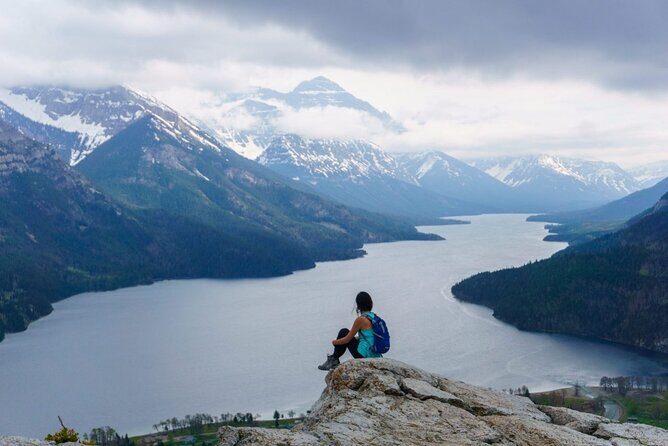 From Calgary to Waterton National Park Nature History and Wonders - Lundbreck Falls and Red Rock Canyon: quick stops with real payoff
