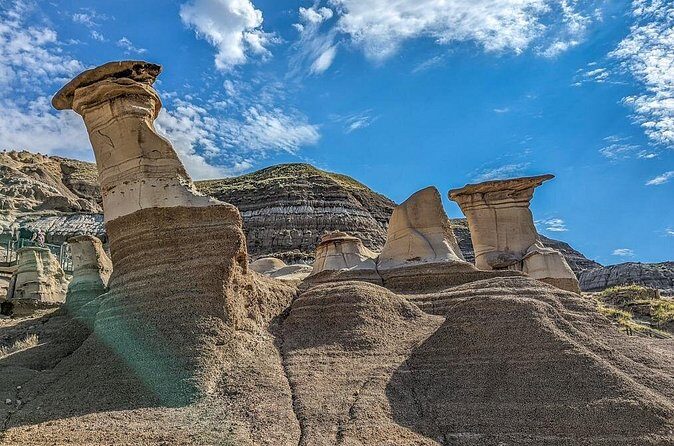 Full Day Drumheller Tour from Calgary by Coach - Hoodoos and Rosedale Suspension Bridge: easy stops for big photos
