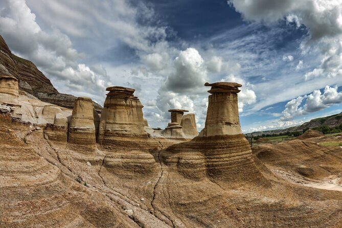 Full Day Drumheller Tour from Calgary by Coach - Horseshoe Canyon: panoramic canyon views plus optional hiking