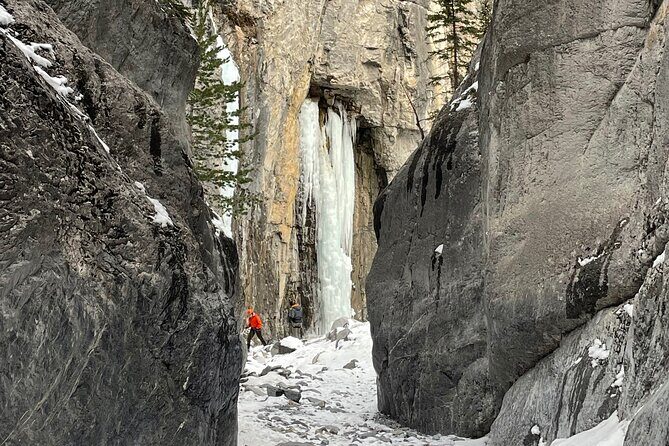 Grotto Canyon Majestic Ice Walk tour from Banff, Calgary, Canmore - What makes Habib’s guiding style worth it