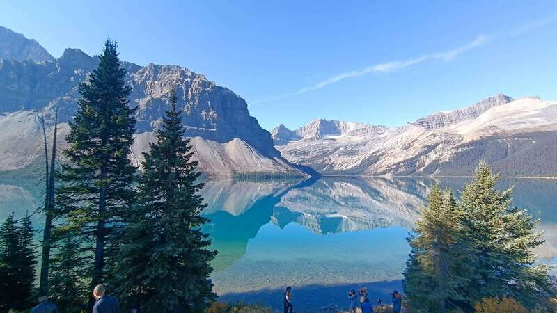 Icefield: Icefield Parkway, Bow Lakes & Peyto Lakes Day Tour - Stop-by-Stop Value: What You Gain at Each Place