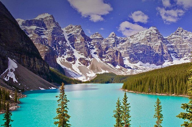 Lake Louise and Banff Day Trip - Banff Town Time: Shops, Museums, and Lunch at Your Pace