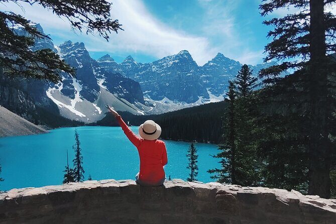 Lake Louise 、Moraine and Emerald Lake Tour from Calgary Banff - Guide and Group Size: Why the People Matter