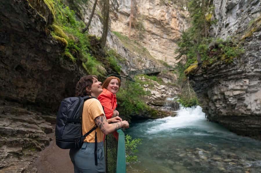 Lake Louise,Moraine Lake,Yoho NP,Johnston Canyon & BanffTour - Calgary launch: how the private ride sets the tone