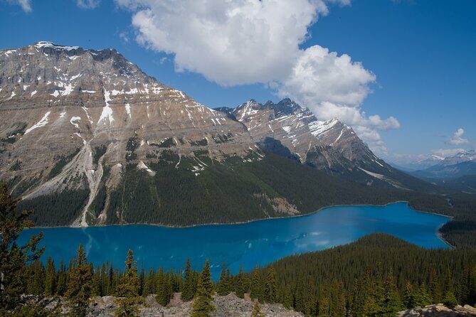 Lake View Tour-Lake Moraine, Louise, Emerald, Peyto, Vermillion - Moraine Lake and Lake Louise: the turquoise magnets