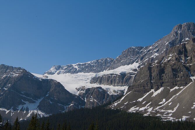 Lake View Tour-Lake Moraine, Louise, Emerald, Peyto, Vermillion - Guides, group size, and the little things that improve the day