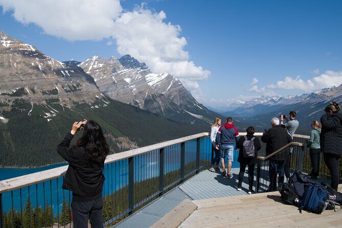 Lake View Tour-Lake Moraine, Louise, Emerald, Peyto, Vermillion - Johnston Canyon and Castle Mountain: your Rocky Mountain warm-up
