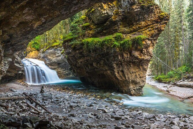 Moraine Lake, Lake Louise, Emerald Lake, Marble Canyon,Banff tour - Key Things I’d Pay Attention To