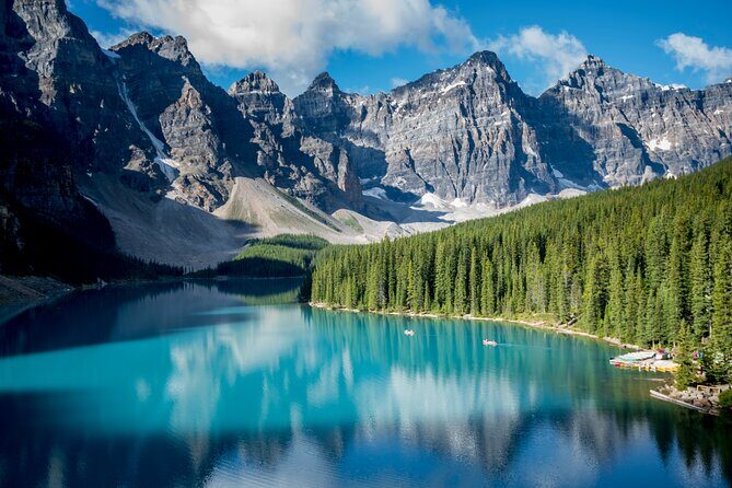 Moraine Lake & Lake Louise Private Day Tour with Banff Explorer - Minnewanka Loop and Lake Johnson: more water, more chances for wildlife