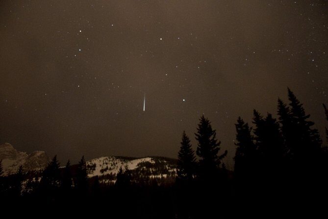Stargazing Tour - Kananaskis After Dark - The moonlit snowshoe hike through the Kananaskis forest
